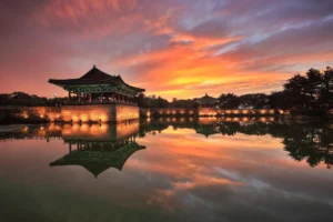 Sunset at Donggung Palace and Wolji Pond