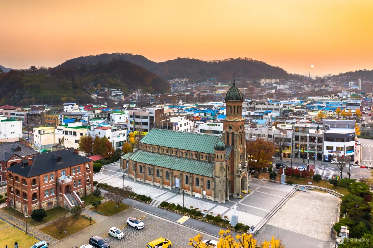 전동성당 노을 전경