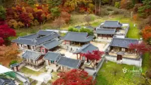 Autumn scenery at Dosan Seowon