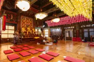Bongeunsa Temple Inside