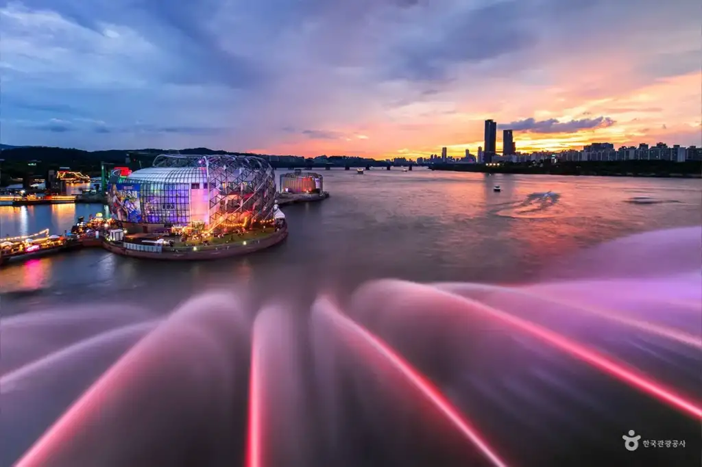 Sebitseom Fountain Sunset